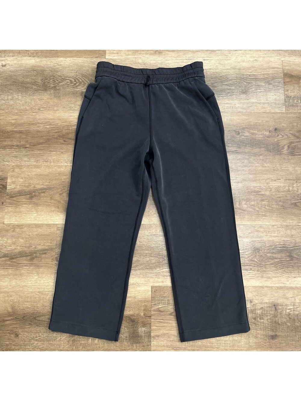 Lululemon Pants Womens 6 Black Cropped Yoga Pull On Elastic Waist Stretch